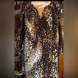 🐝Animal Print Tunic XL